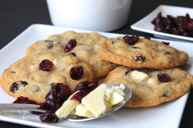 cranberry-macadamia-cookies-recipe